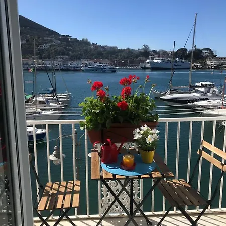 Riva Destra 이스키아