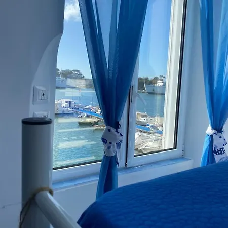 Riva Destra 아파트 이스키아