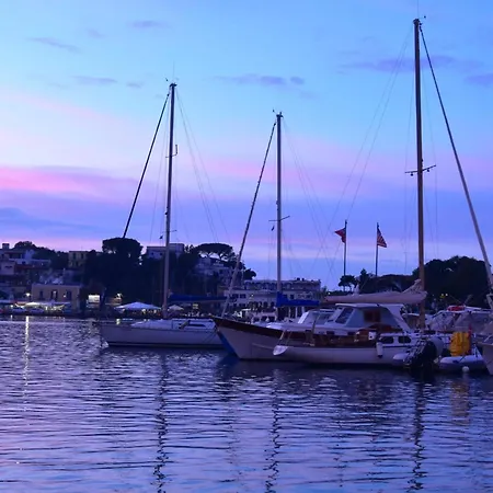 Riva Destra * 이스키아